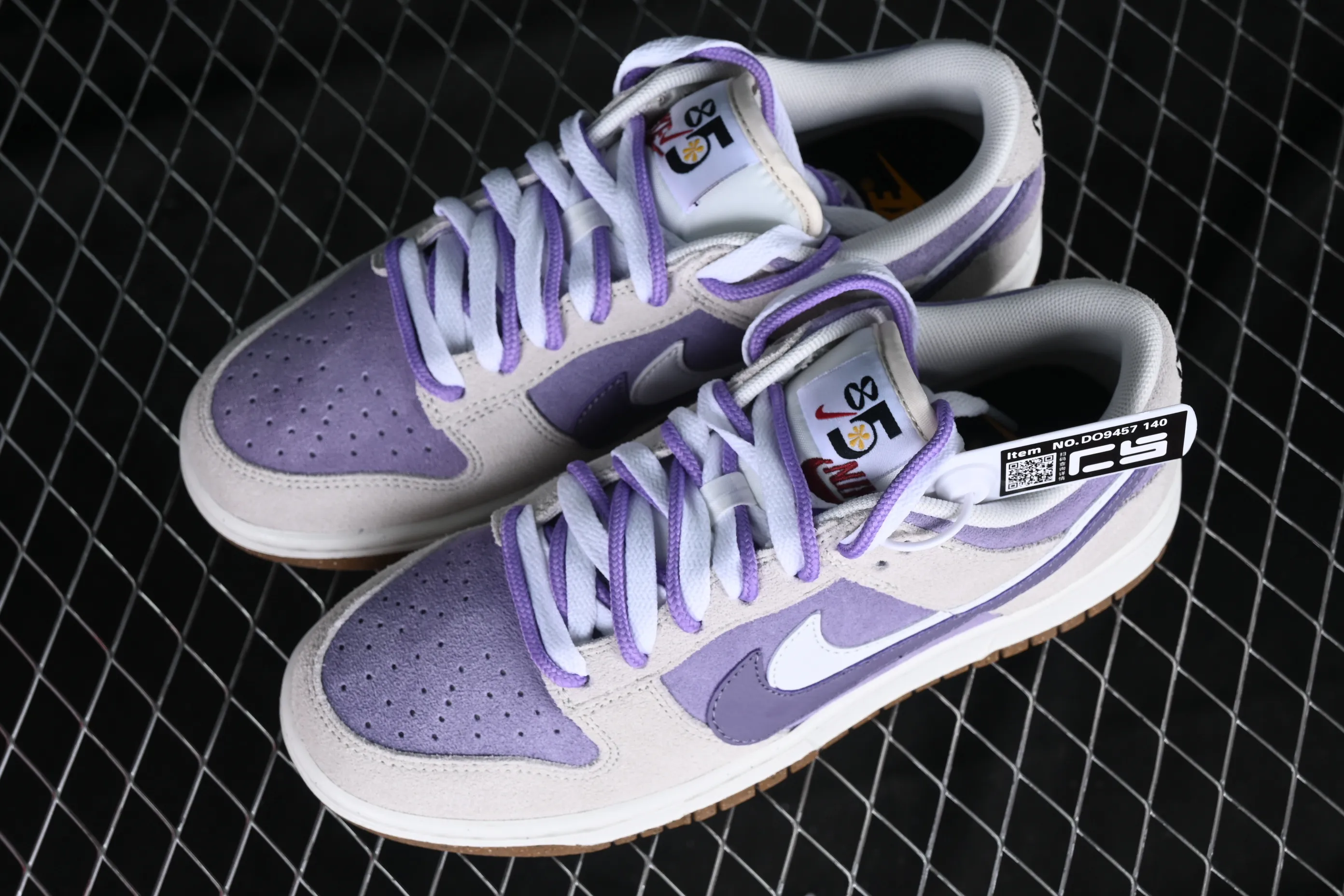 All categories Nk SB Dunk series Nk SB Dunk Low low-top sneakers Nk SB Dunk Low "85" Violet double hook SB low-top sports and leisure sneakers DO9457-140